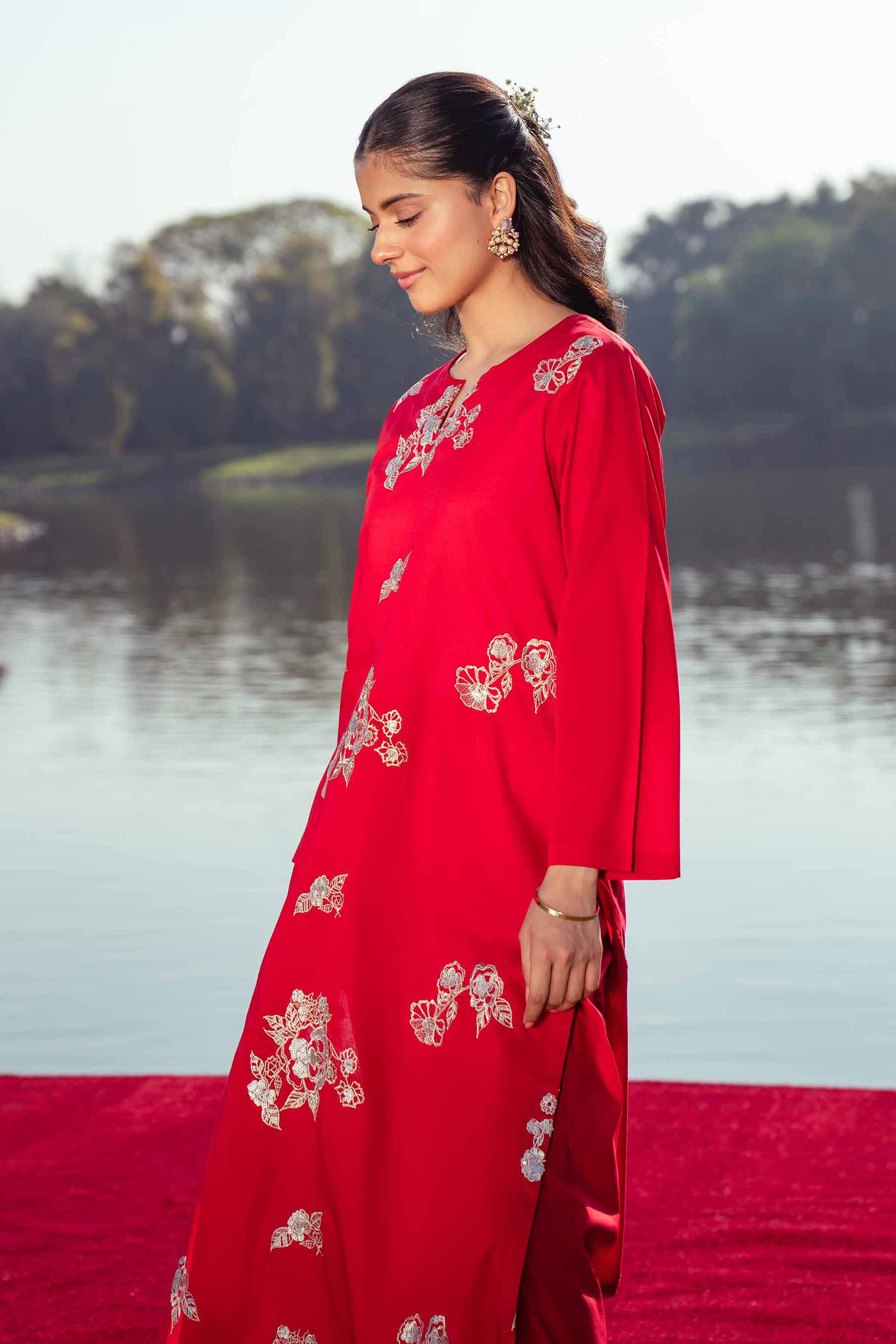 Nishat Summer Unstitched Embroidered Cambric 2Pc Suit - 42401059 Nishat Summer Unstitched Embroidered Cambric 2Pc Suit - 42401059