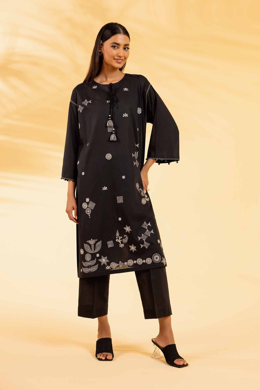 Nishat Summer Unstitched Embroidered Cambric 2Pc Suit - 42401060