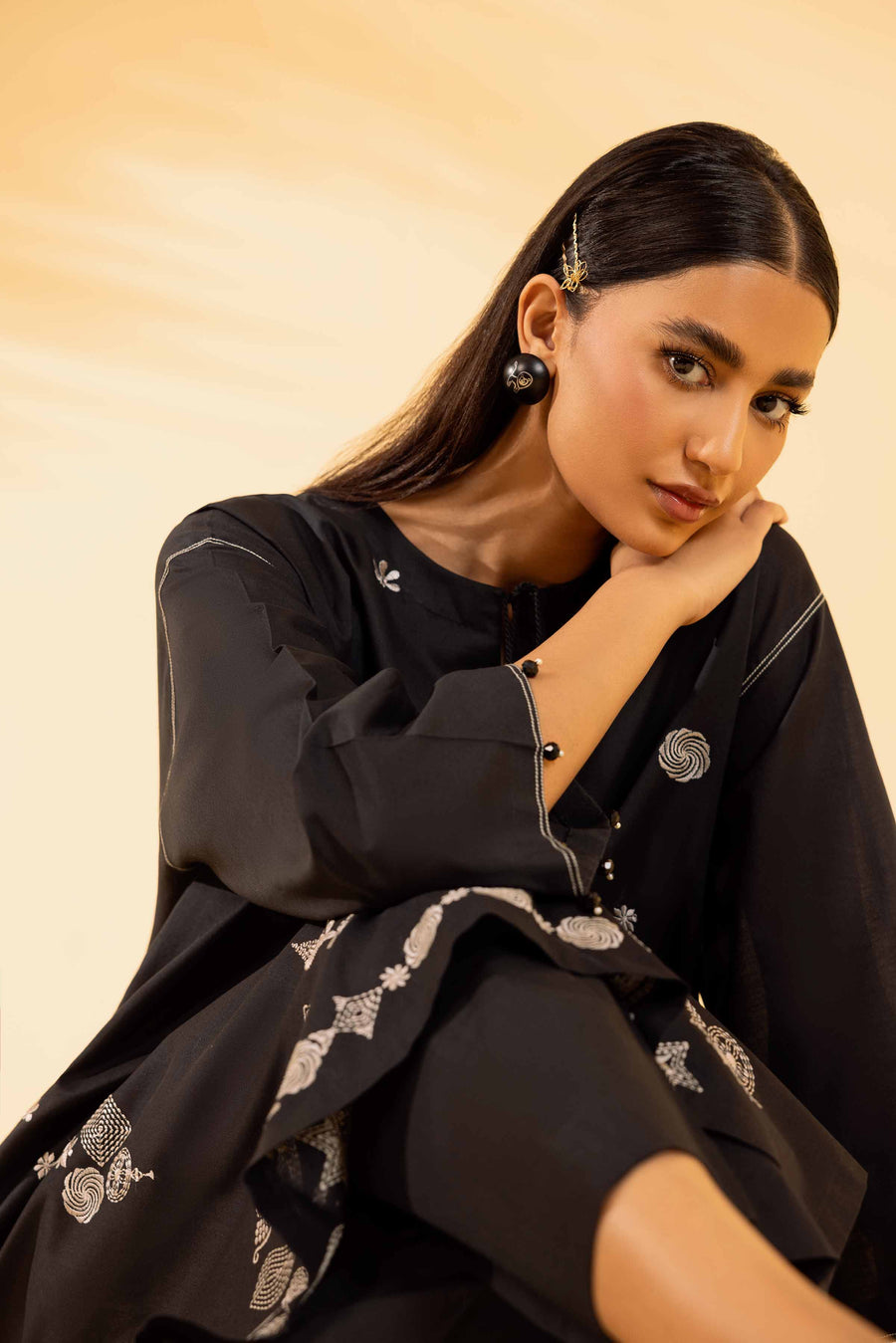 Nishat Summer Unstitched Embroidered Cambric 2Pc Suit - 42401060