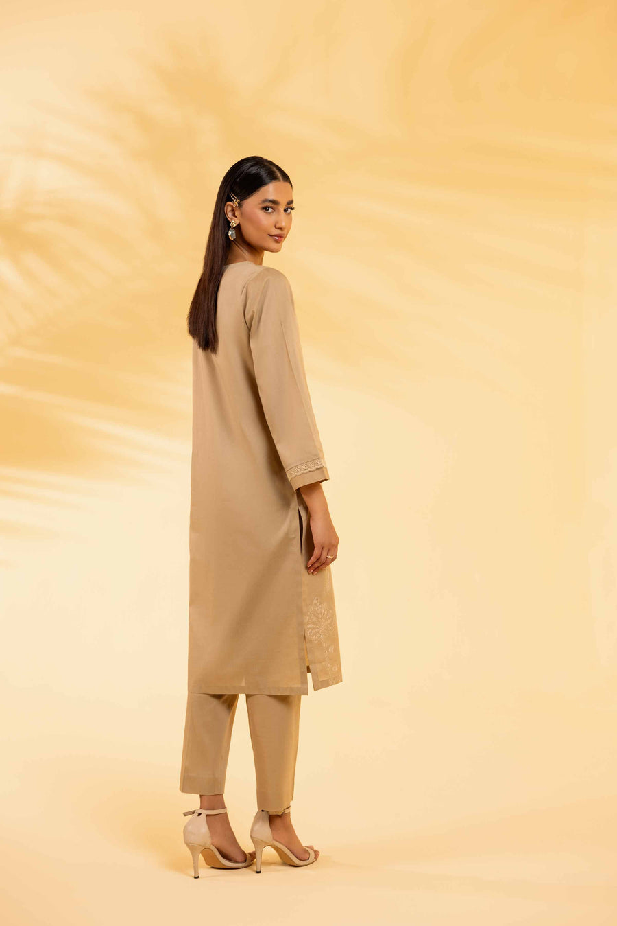 Nishat Summer Unstitched Embroidered Cambric 2Pc Suit - 42401061