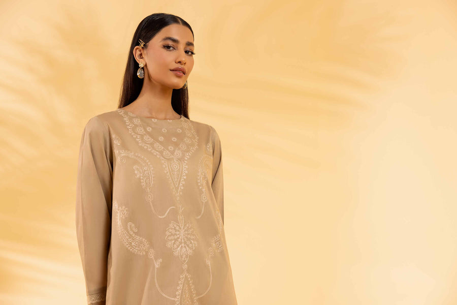 Nishat Summer Unstitched Embroidered Cambric 2Pc Suit - 42401061