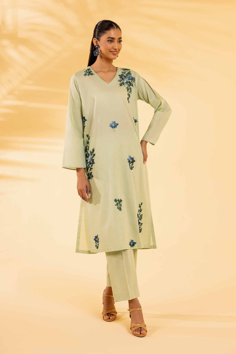 Nishat Summer Unstitched Embroidered Cambric 2Pc Suit - 42401062