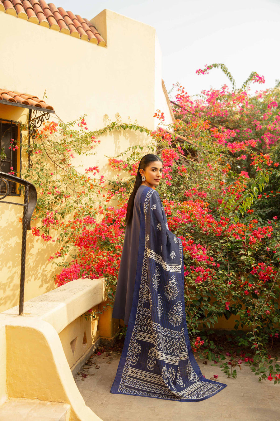 Nishat Summer Unstitched Embroidered Cambric 3Pc Suit - 42401079