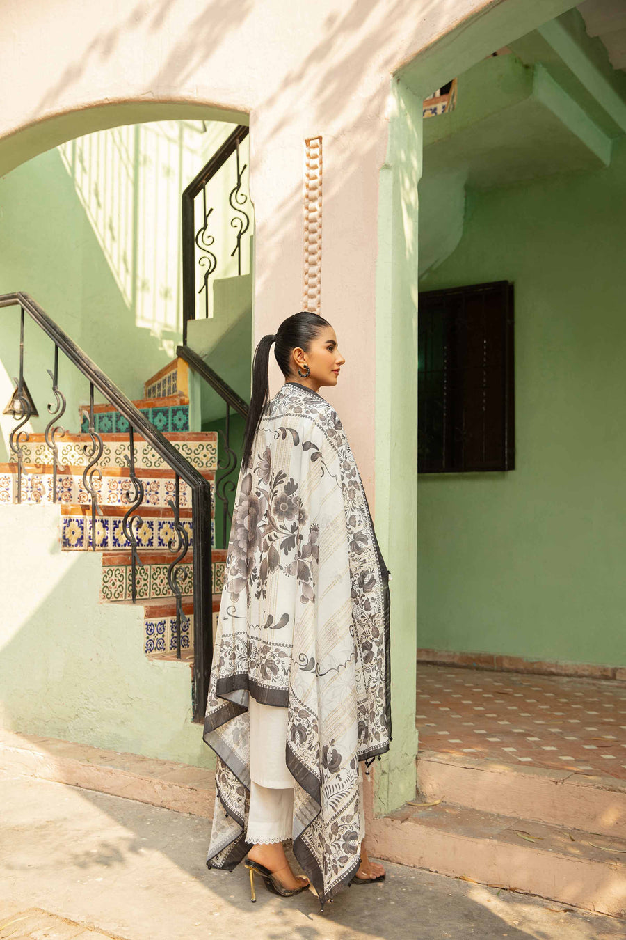 Nishat Summer Unstitched Embroidered Cambric 3Pc Suit - 42401081