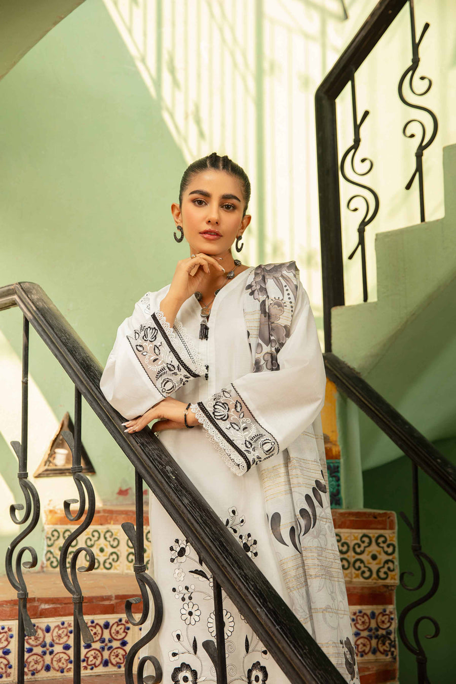 Nishat Summer Unstitched Embroidered Cambric 3Pc Suit - 42401081