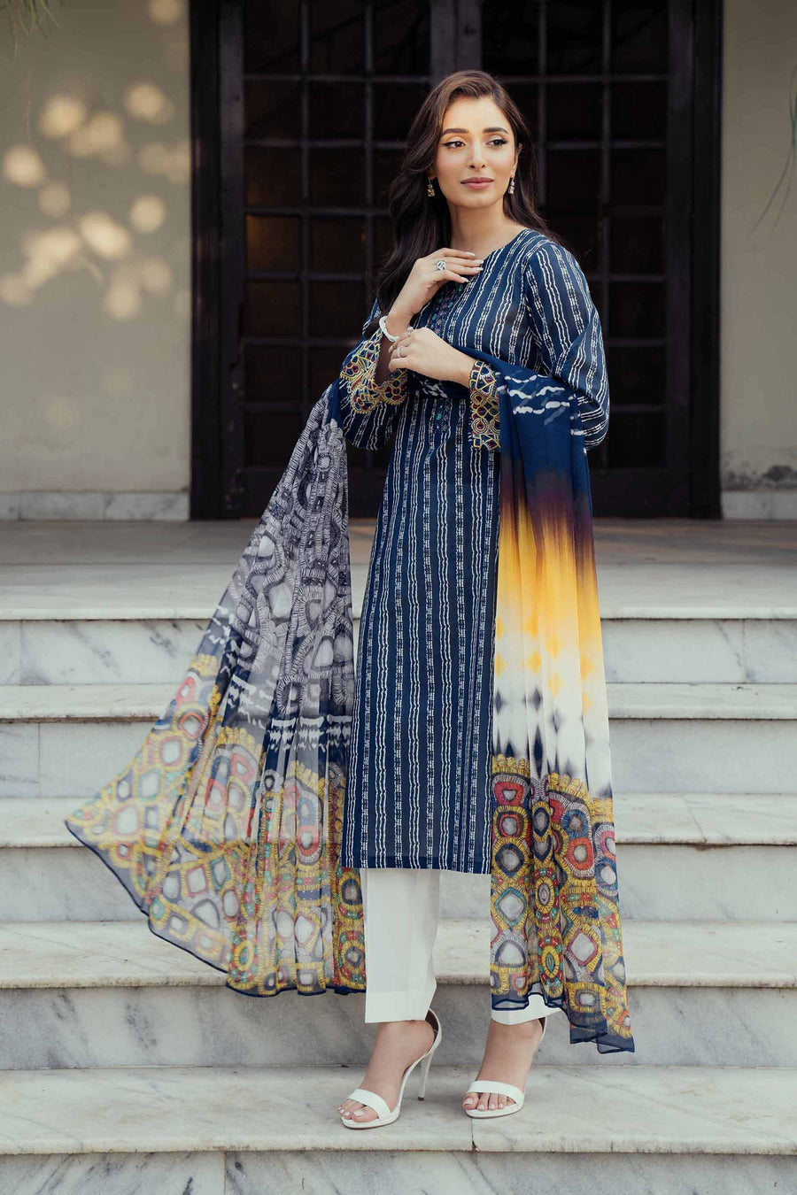 Nishat Summer Unstitched Embroidered Lawn 2Pc Suit - 42401089