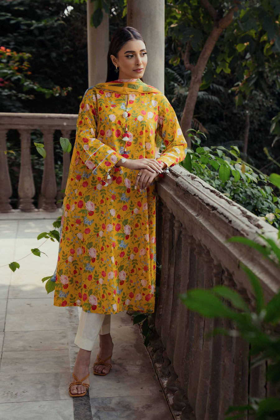 Nishat Summer Unstitched Printed Lawn 2Pc Suit - 42401095