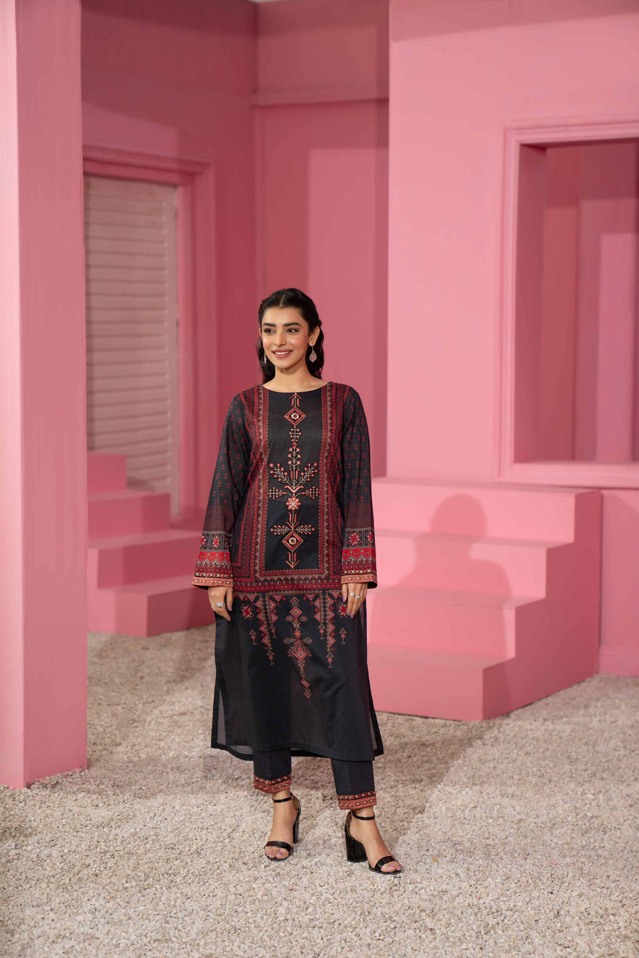 Nishat Summer Unstitched Embroidered Lawn 2Pc Suit - 42401101