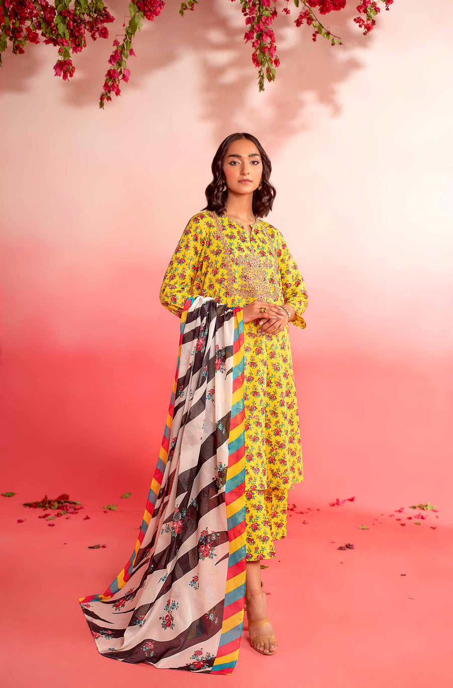 Nishat Summer Unstitched Embroidered Lawn 3Pc Suit - 42401120
