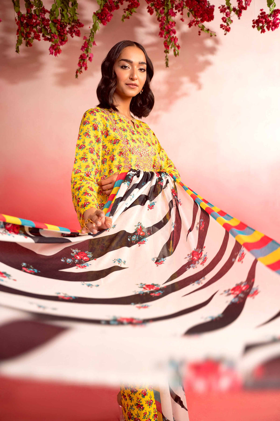 Nishat Summer Unstitched Embroidered Lawn 3Pc Suit - 42401120