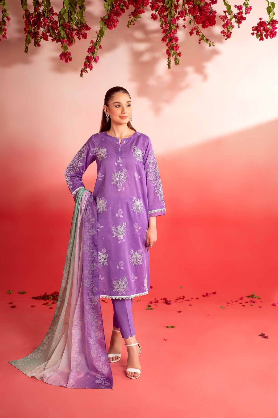 Nishat Summer Unstitched Embroidered Lawn 3Pc Suit - 42401122