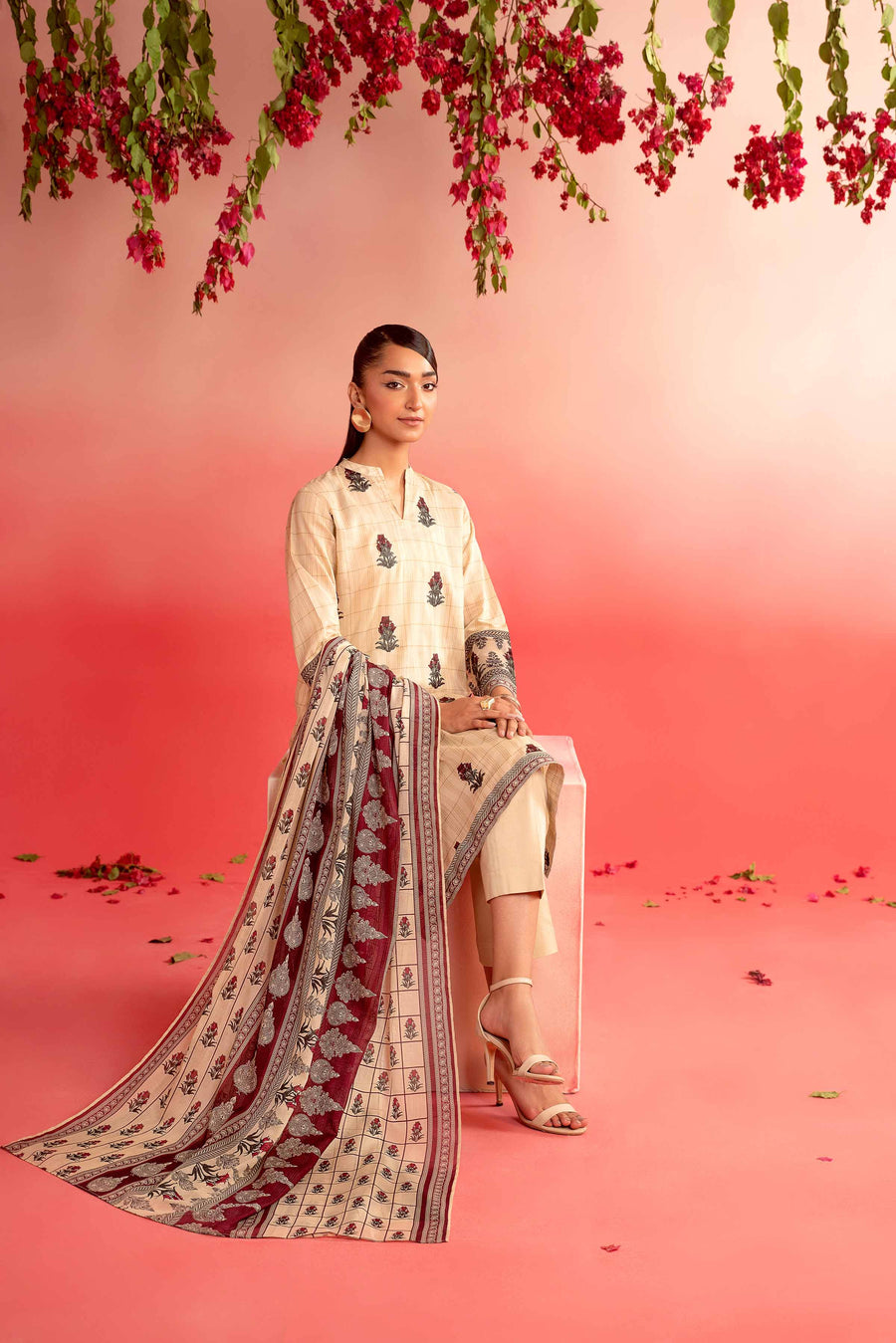 Nishat Summer Unstitched Embroidered Lawn 3Pc Suit - 42401126