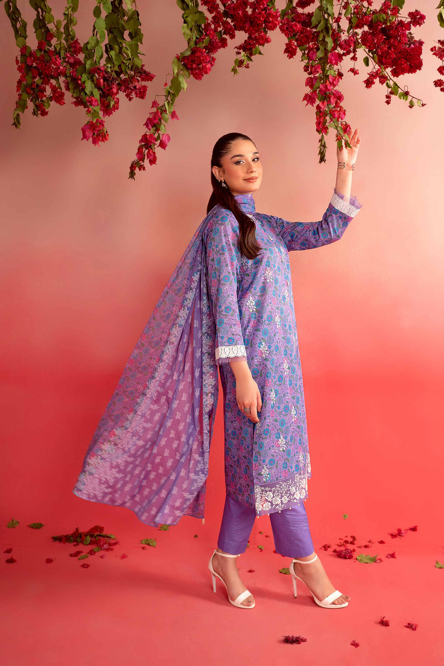Nishat Summer Unstitched Embroidered Lawn 3Pc Suit - 42401129