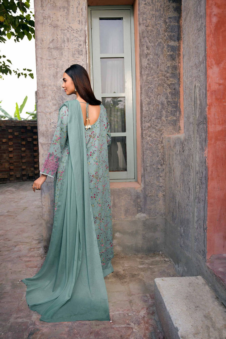Nishat Summer Unstitched Embroidered Lawn 3Pc Suit - 42401148