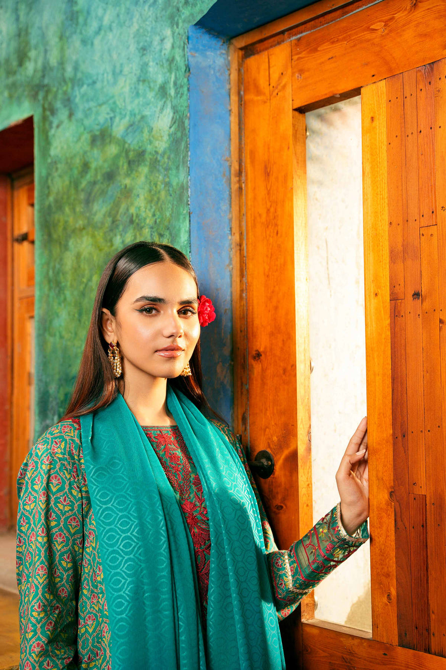 Nishat Summer Unstitched Embroidered Lawn 3Pc Suit - 42401152
