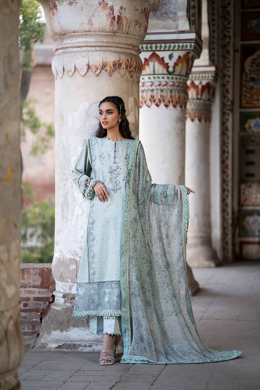 Nishat Summer Unstitched Embroidered Lawn 3Pc Suit - 42401165