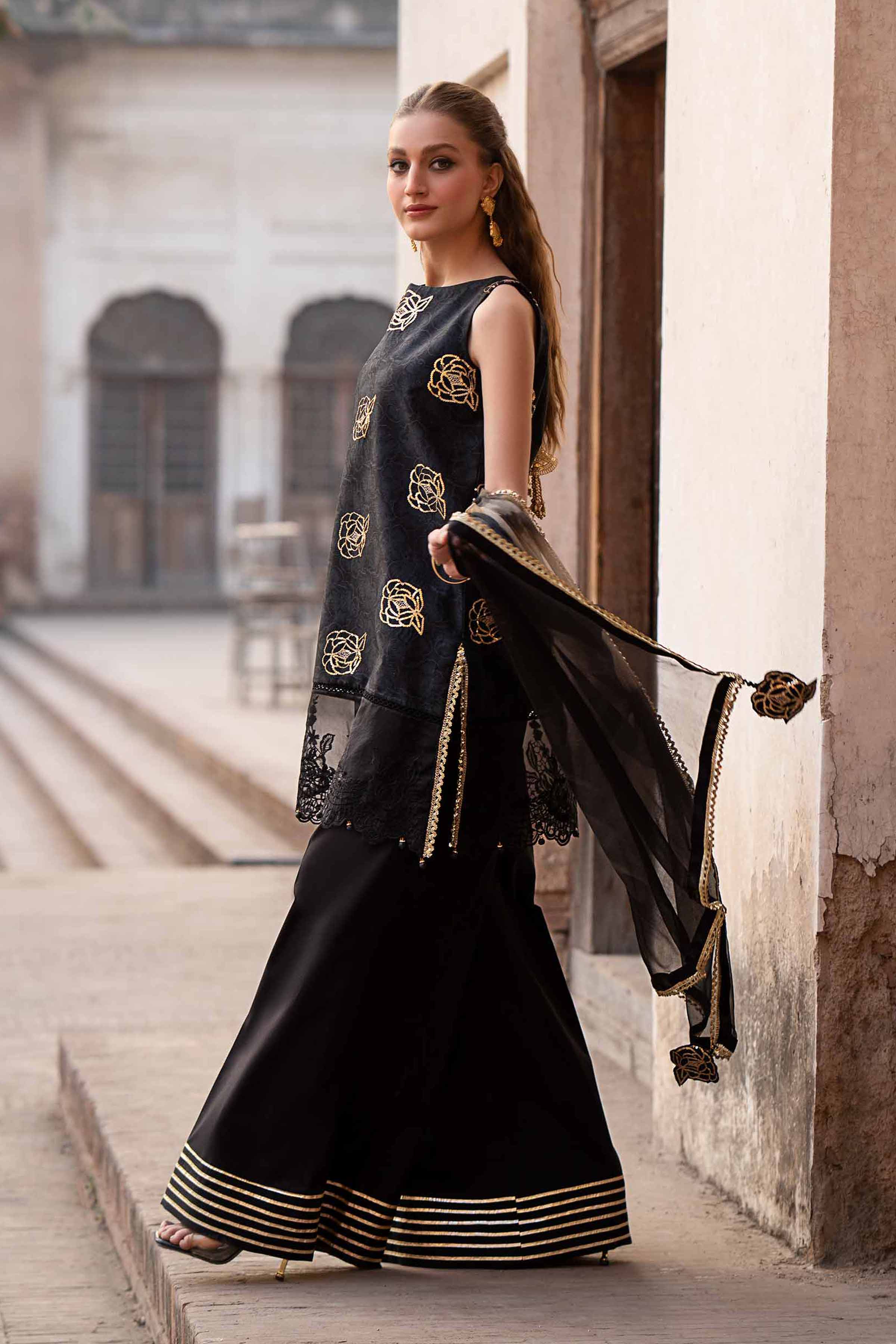 Nishat Summer Unstitched Embroidered Lawn 3Pc Suit - 42401166 Nishat Summer Unstitched Embroidered Lawn 3Pc Suit - 42401166