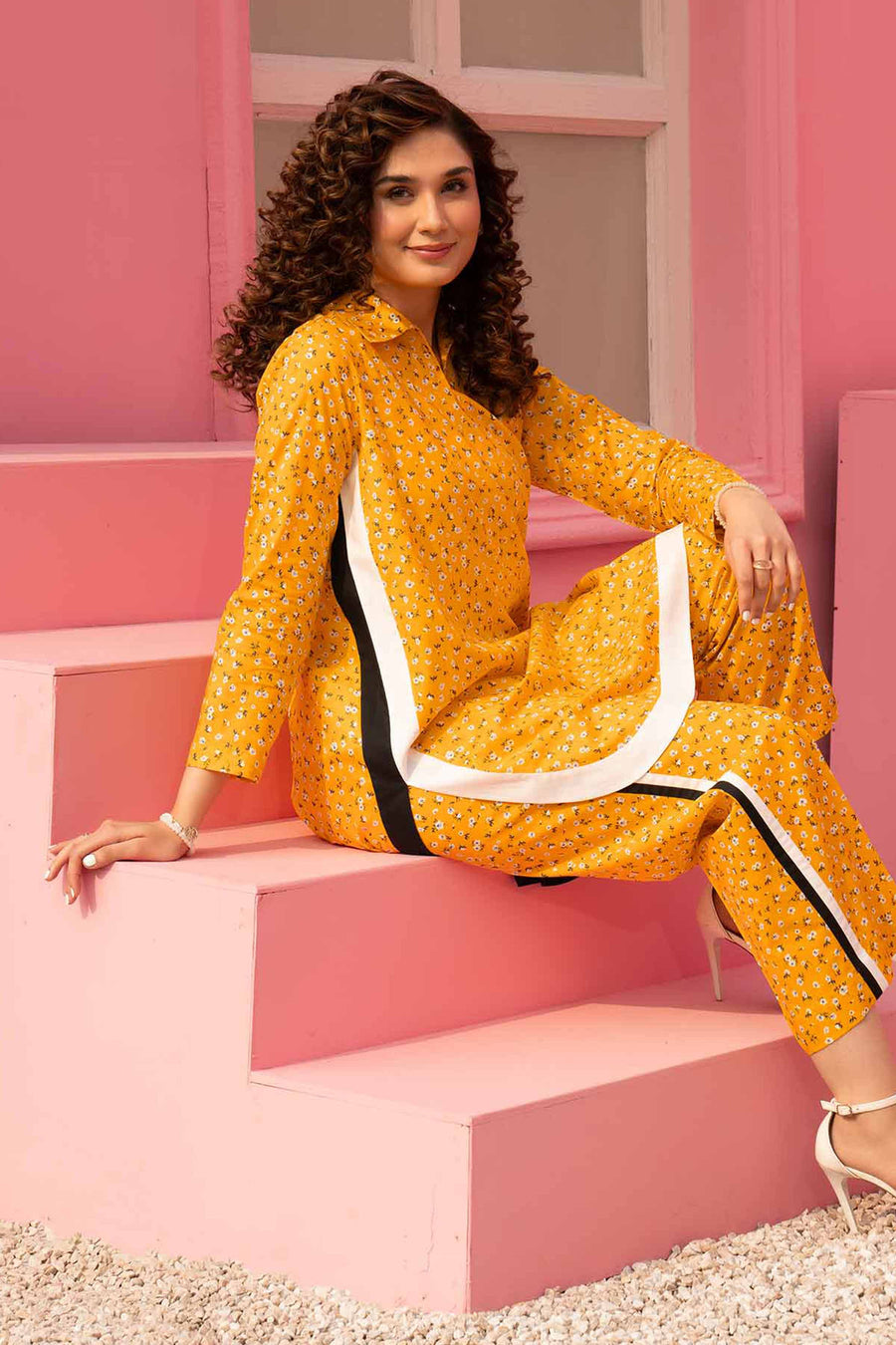 Nishat Summer Unstitched Printed Lawn 2Pc Suit - 42401193