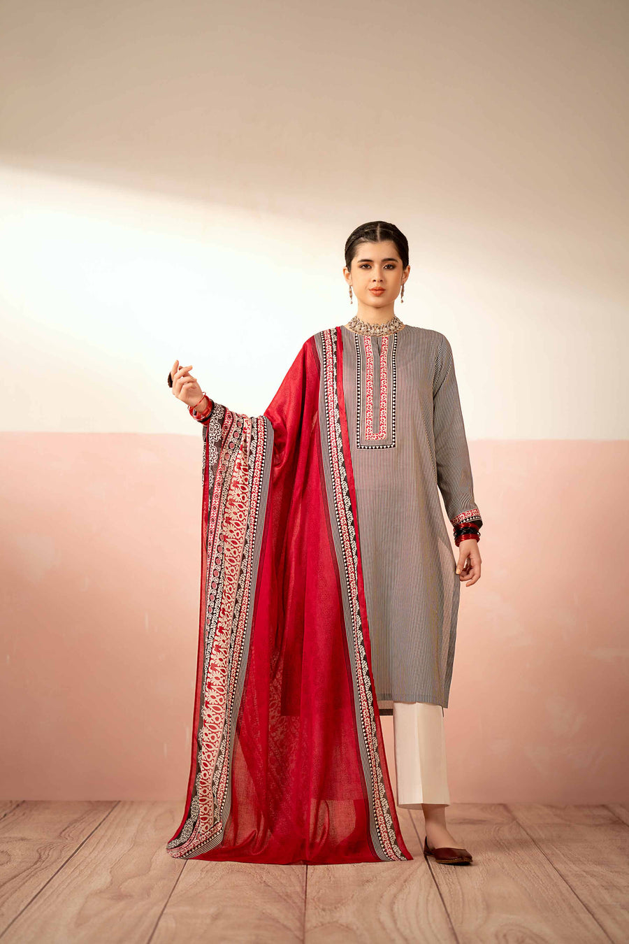 Nishat Summer Unstitched Printed Lawn 3Pc Suit - 42401223
