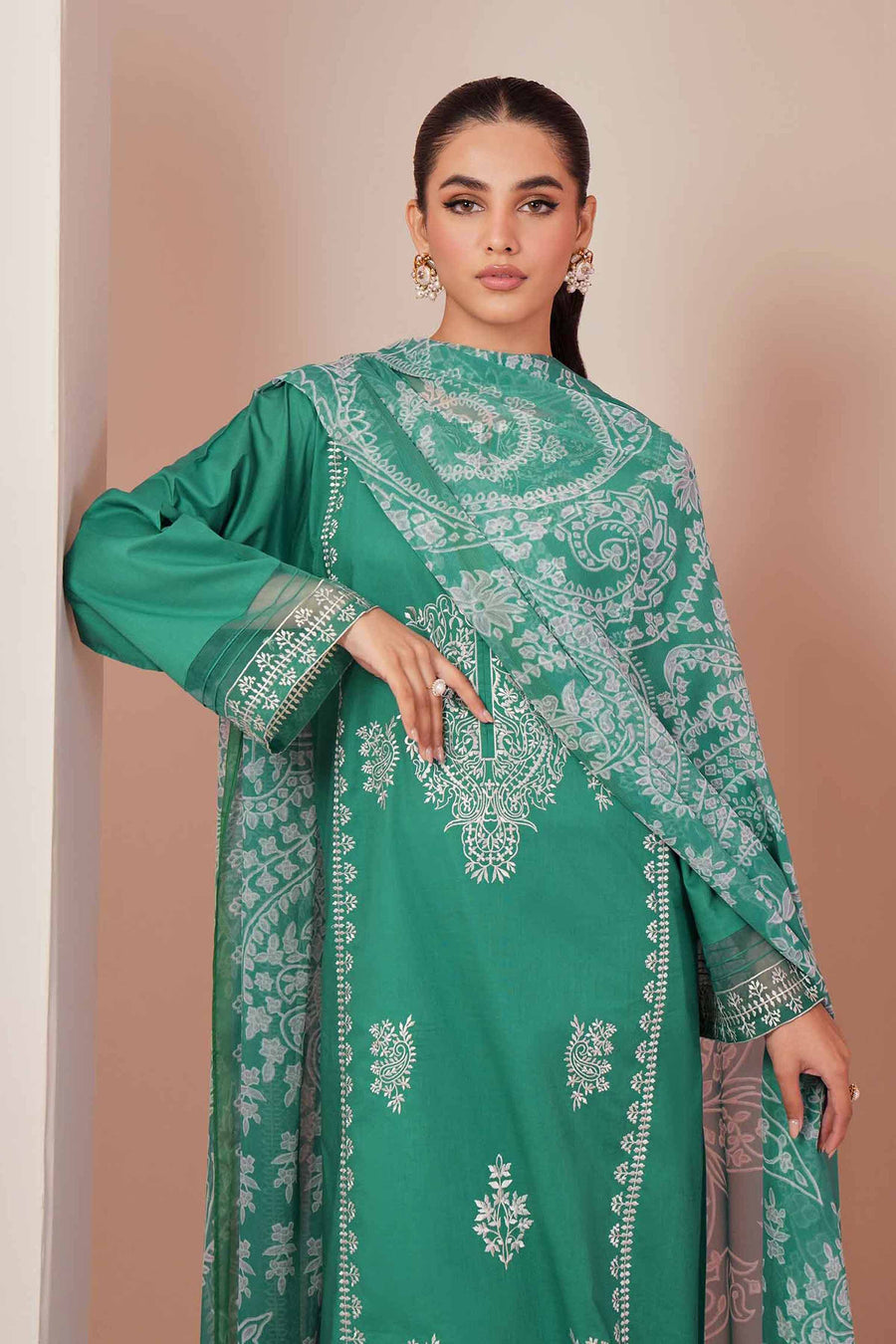 Nishat Summer Unstitched Embroidered Cambric 3Pc Suit - 42401238