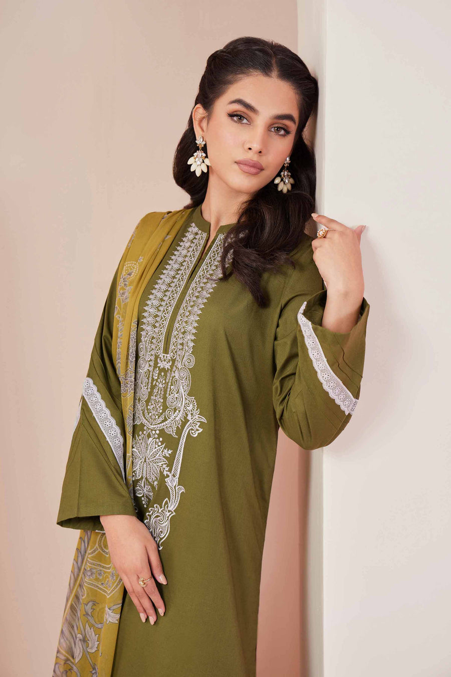 Nishat Summer Unstitched Embroidered Cambric 3Pc Suit - 42401240
