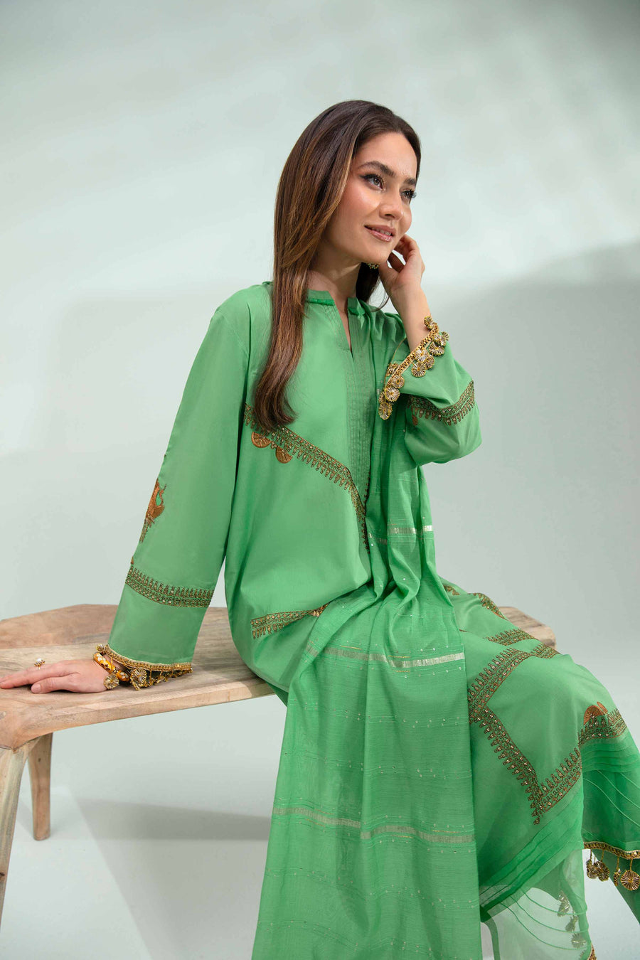 Nishat Festive Eid Embroidered Lawn Unstitched 2Pc Suit - 42401288