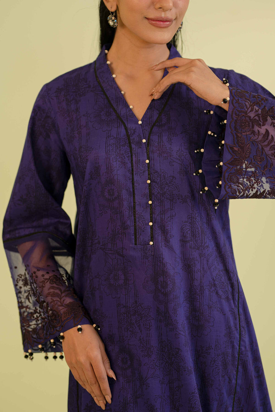 Nishat Festive Eid Embroidered Lawn Unstitched 2Pc Suit - 42401304