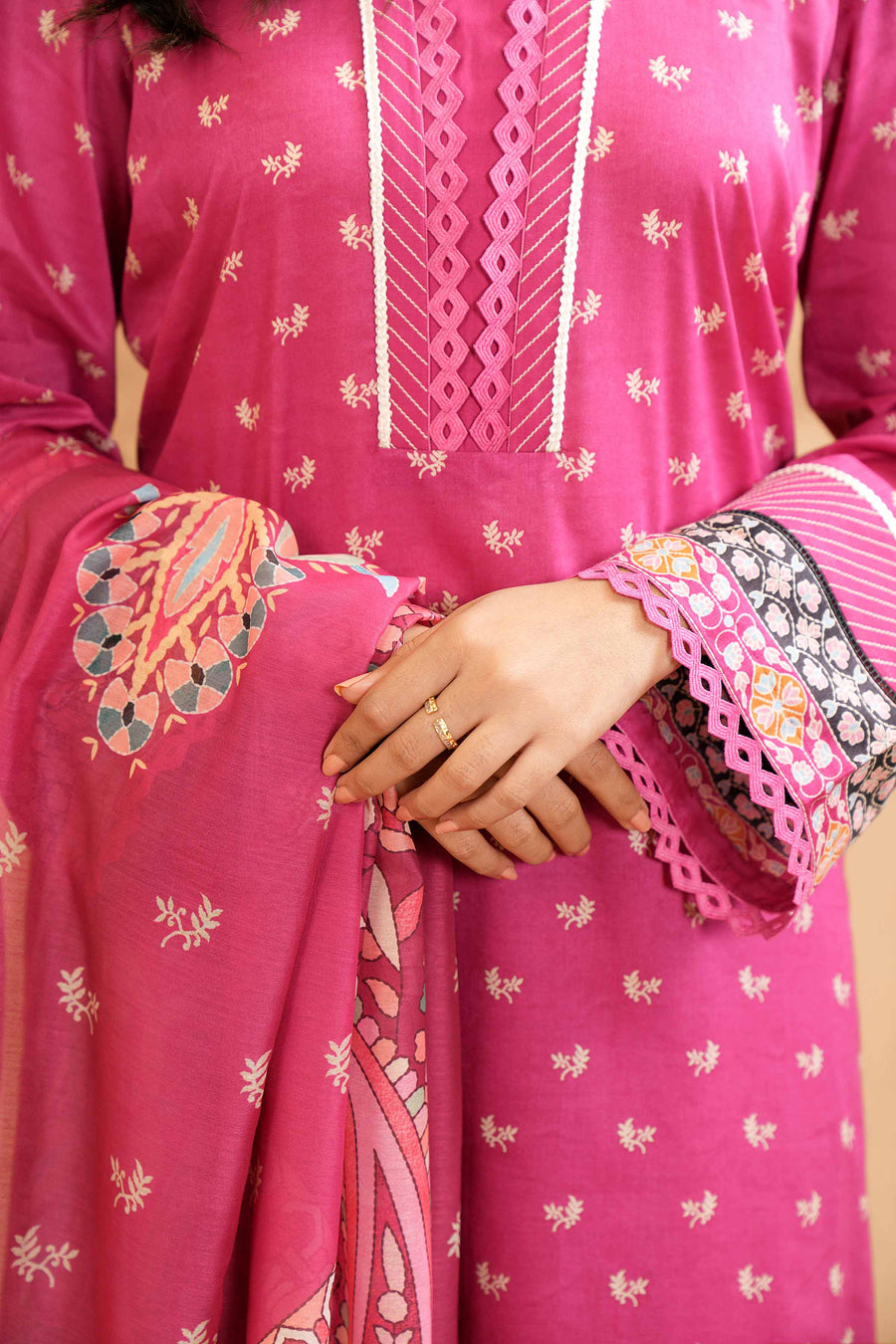 Nishat Festive Eid Printed Lawn Unstitched 2Pc Suit - 42401307