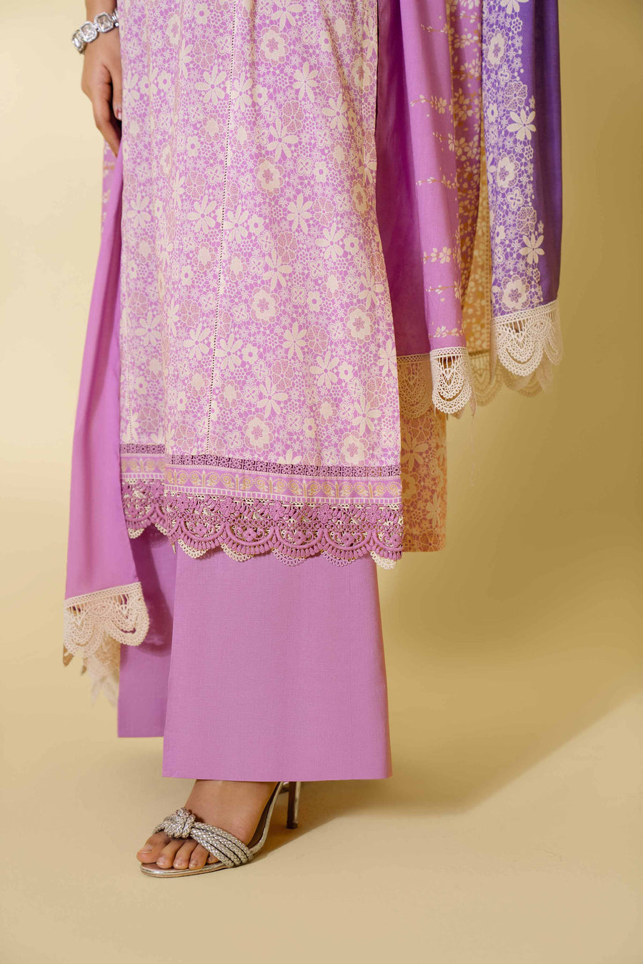 Nishat Festive Eid Printed Lawn Unstitched 3Pc Suit - 42401320