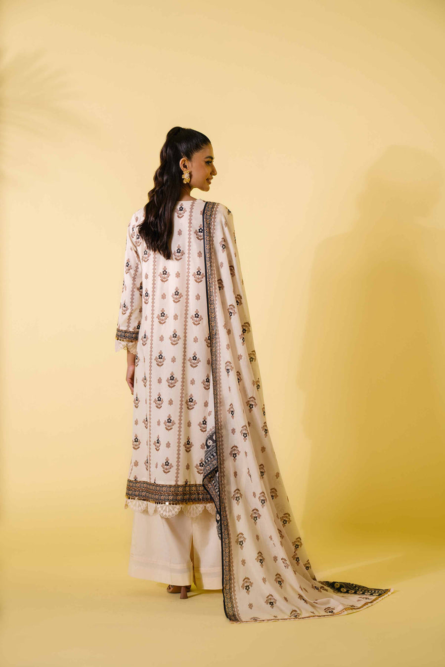 Nishat Festive Eid Printed Lawn Unstitched 3Pc Suit - 42401322