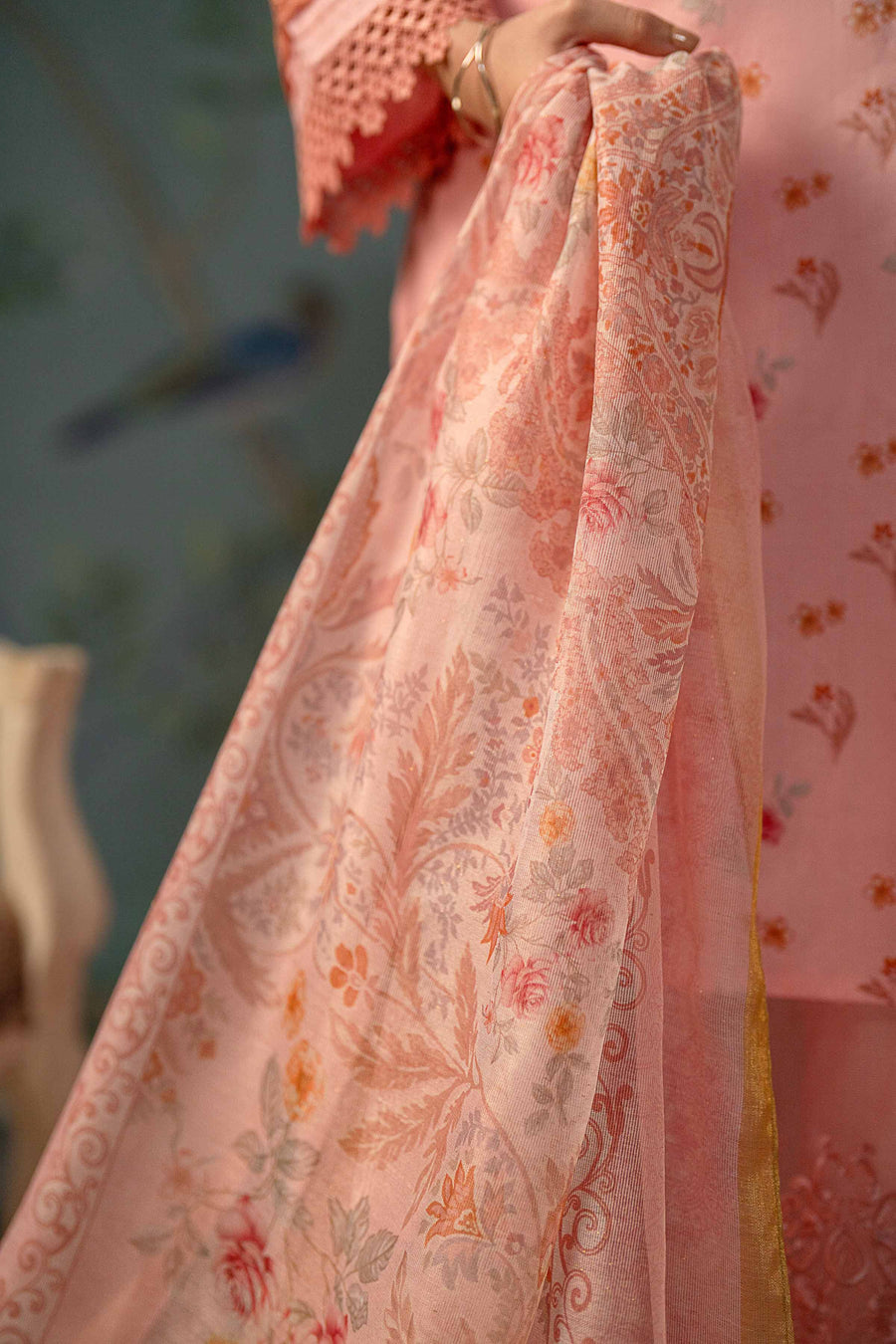 Nishat Festive Eid Embroidered Lawn Unstitched 3Pc Suit - 42401383