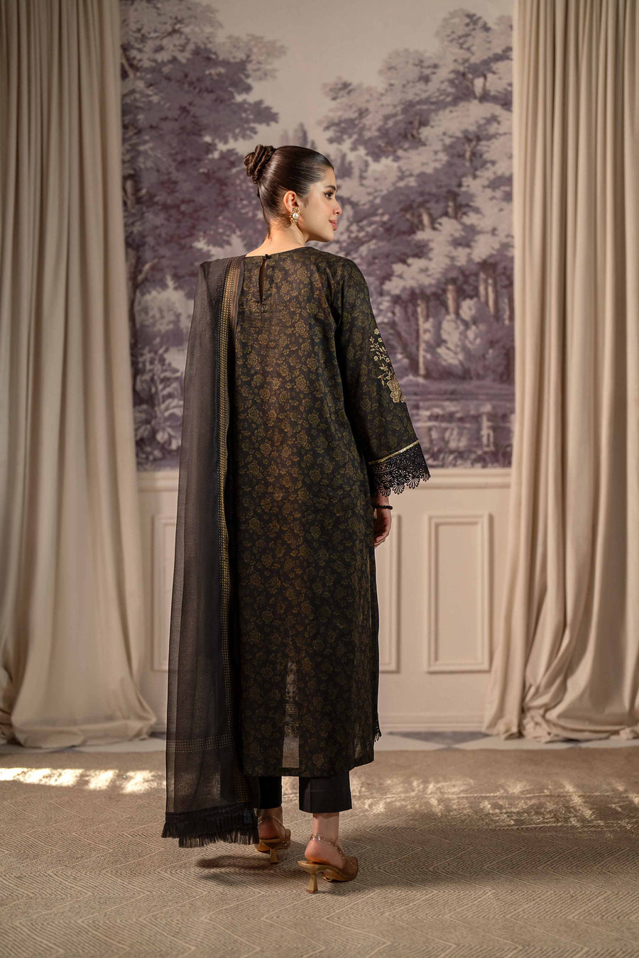 Nishat Festive Eid Embroidered Lawn Unstitched 3Pc Suit - 42401384