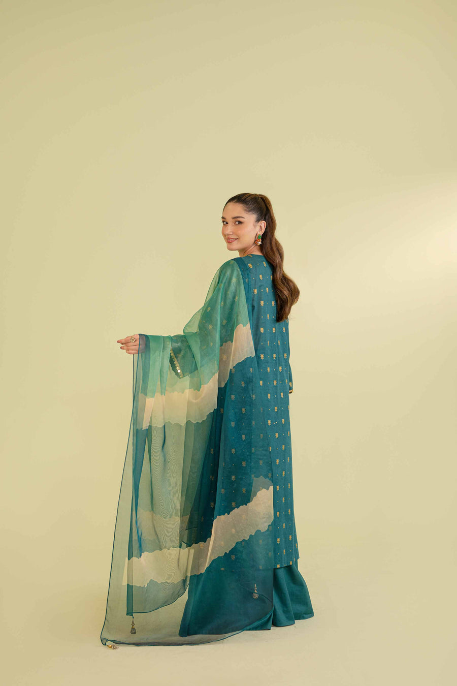 Nishat Festive Eid Embroidered Lawn Unstitched 3Pc Suit - 42401393