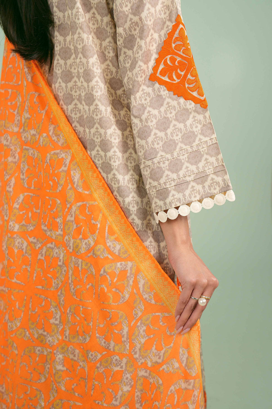 Nishat Festive Eid Embroidered Lawn Unstitched 3Pc Suit - 42401402