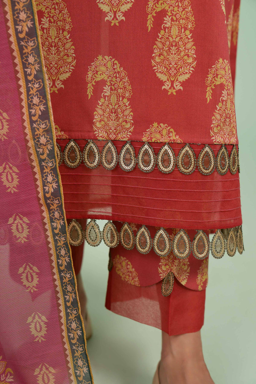 Nishat Festive Eid Printed Lawn Unstitched 3Pc Suit - 42401410