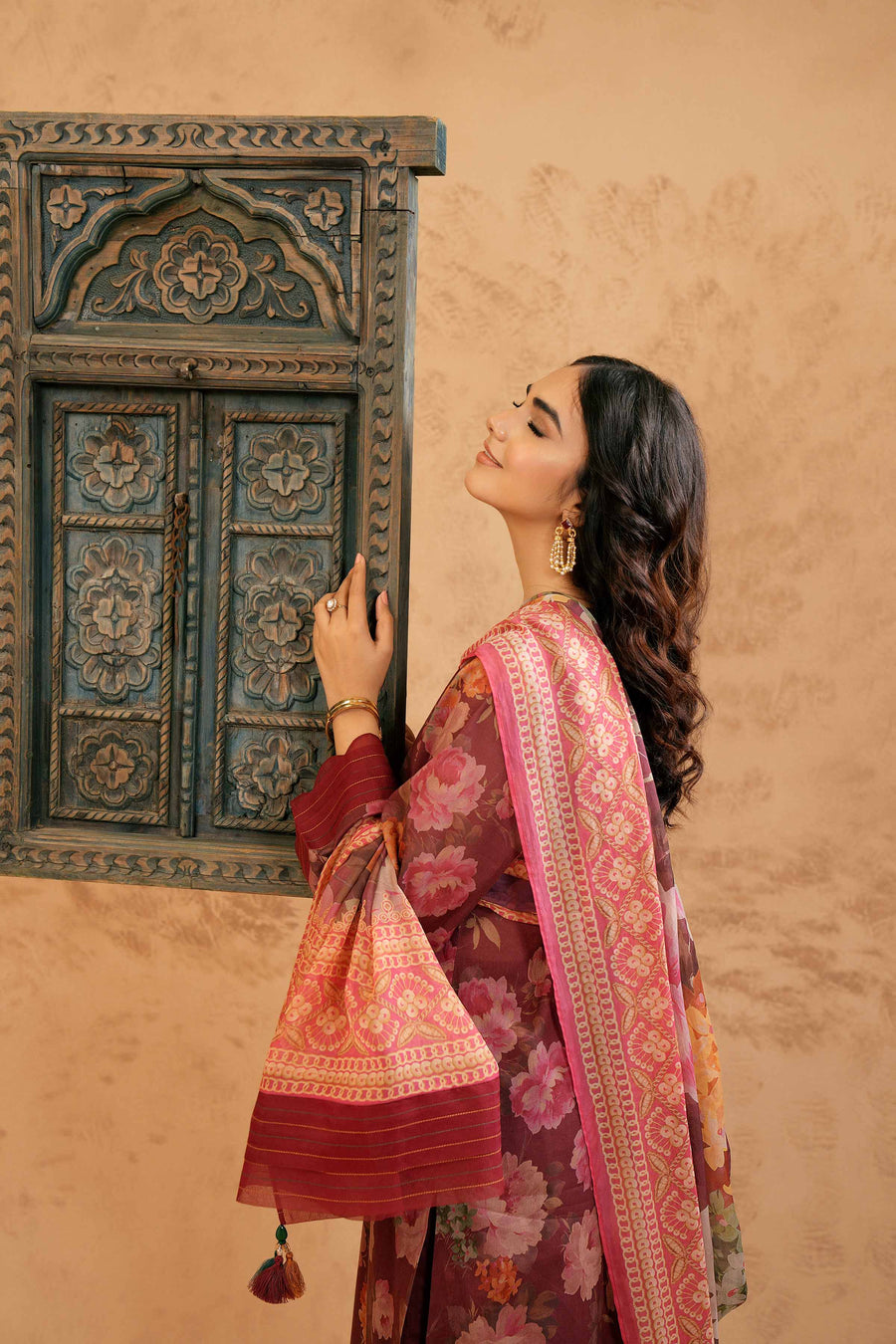 Nishat Festive Eid Embroidered Lawn Unstitched 3Pc Suit - 42401417