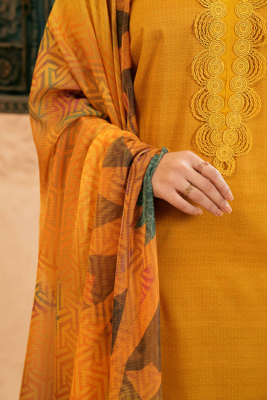 Nishat Festive Eid Printed Lawn Unstitched 3Pc Suit - 42401423