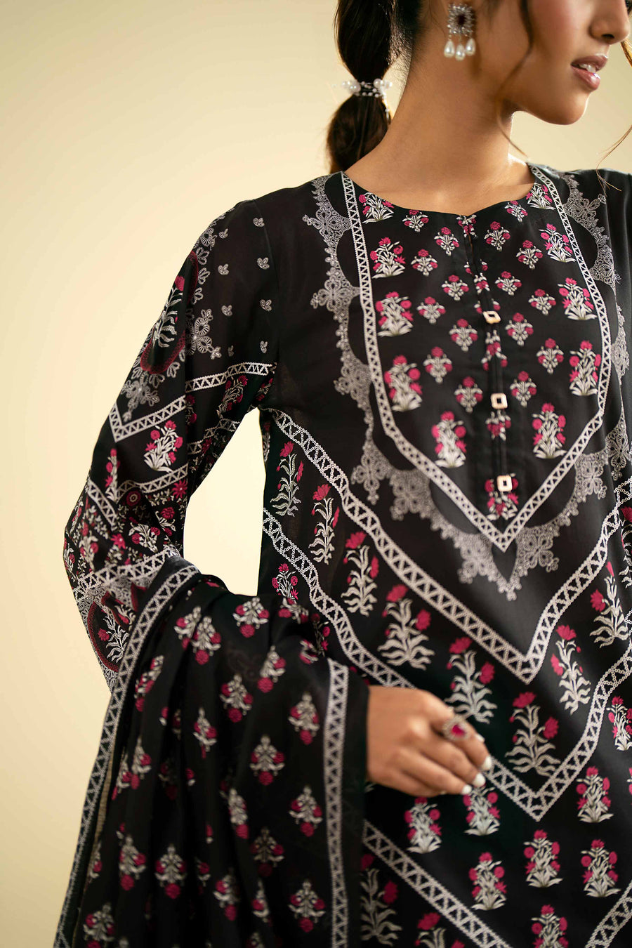 Nishat Festive Eid Embroidered Lawn Unstitched 3Pc Suit - 42401911