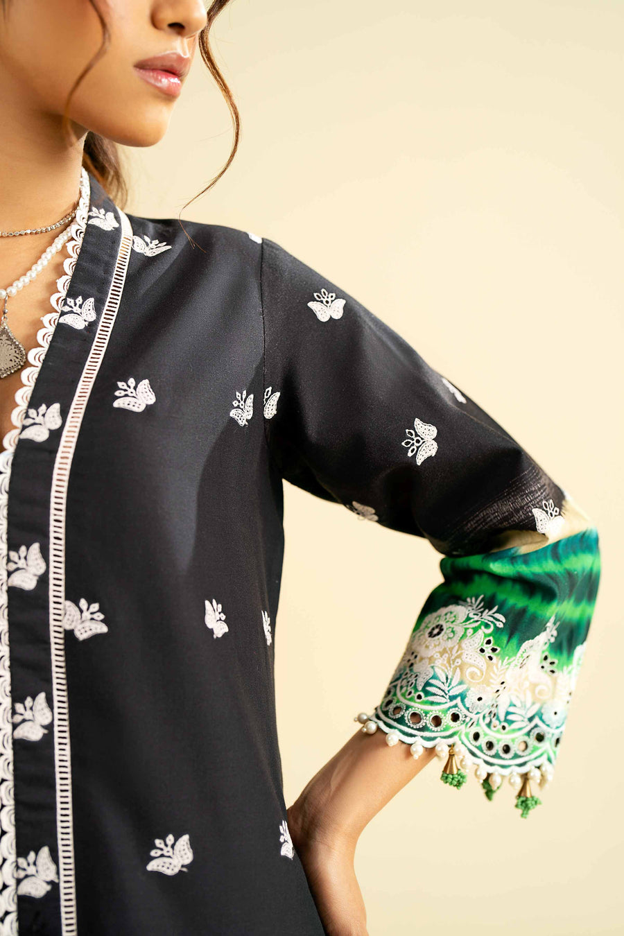 Nishat Festive Eid Embroidered Cambric Unstitched 3Pc Suit - 42401918