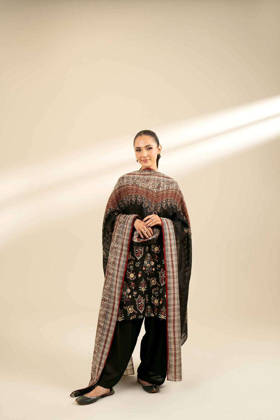 Nishat Fall Fantasy Printed Lawn Unstitched 3Pc Suit - 42402100