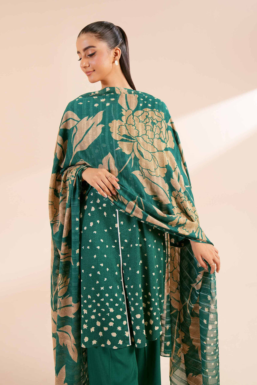 Nishat Fall Fantasy Printed Lawn Unstitched 3Pc Suit - 42402106