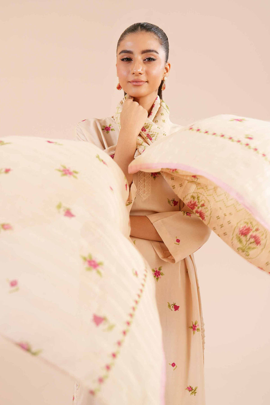 Nishat Fall Fantasy Printed Lawn Unstitched 3Pc Suit - 42402114