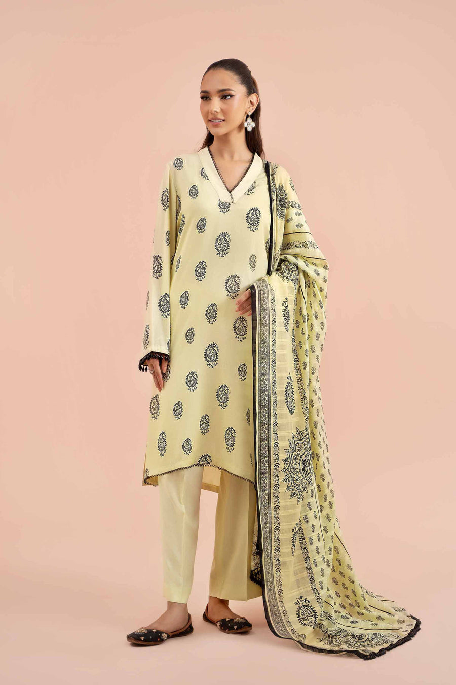 Nishat Fall Fantasy Printed Lawn Unstitched 3Pc Suit - 42402116