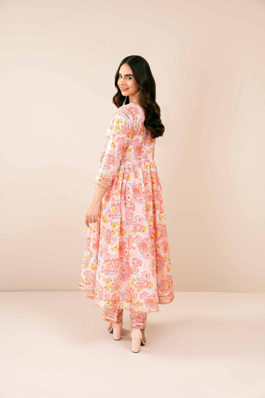 Nishat Festive Eid Digital Printed Lawn Unstitched 1Pc Shirt - 42403339