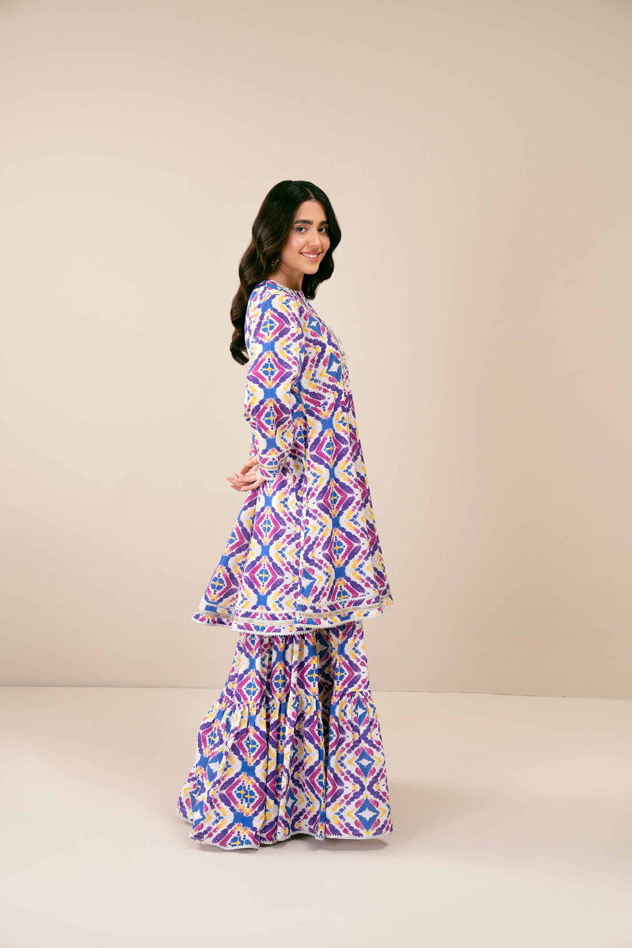 Nishat Festive Eid Digital Printed Lawn Unstitched 1Pc Shirt - 42403342