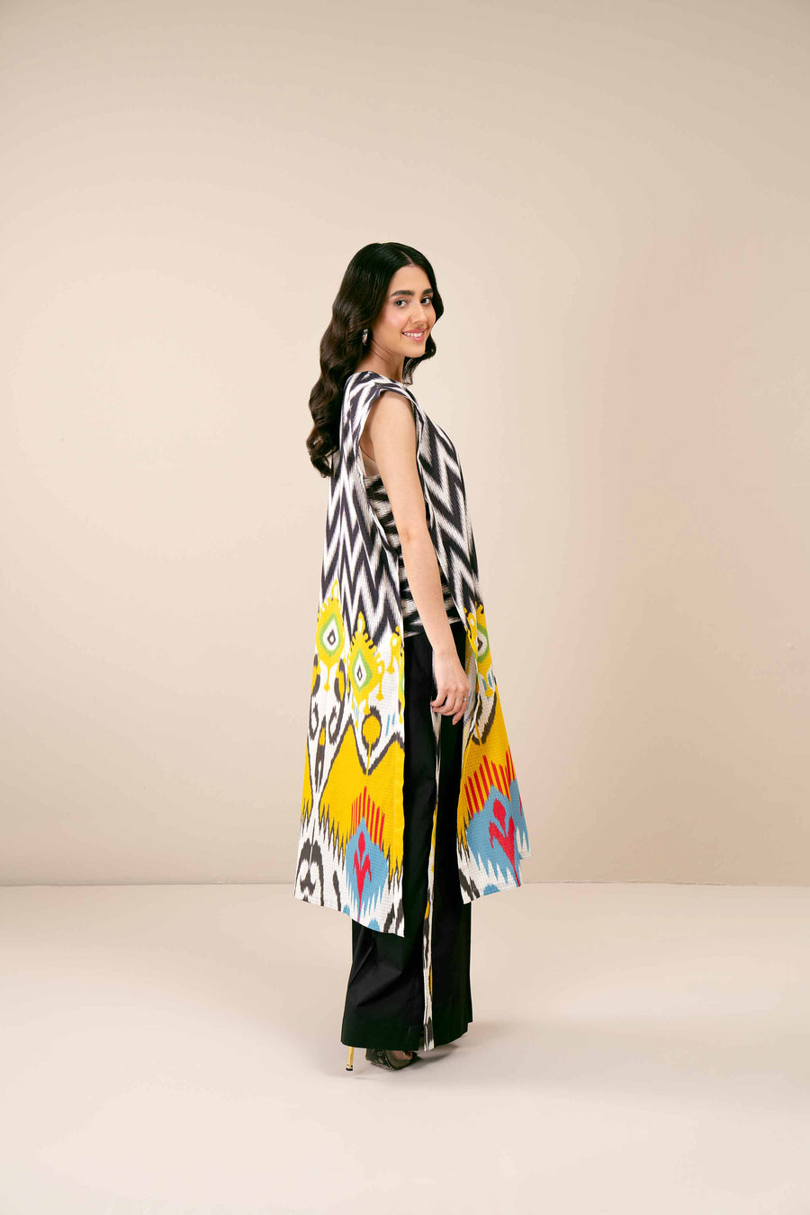 Nishat Festive Eid Digital Printed Lawn Unstitched 1Pc Shirt - 42403347