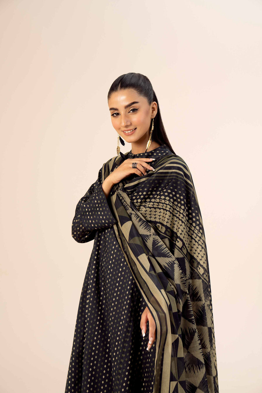 Nishat Freedom to Buy Printed Lawn Unstitched 3Pc Suit - 42403370