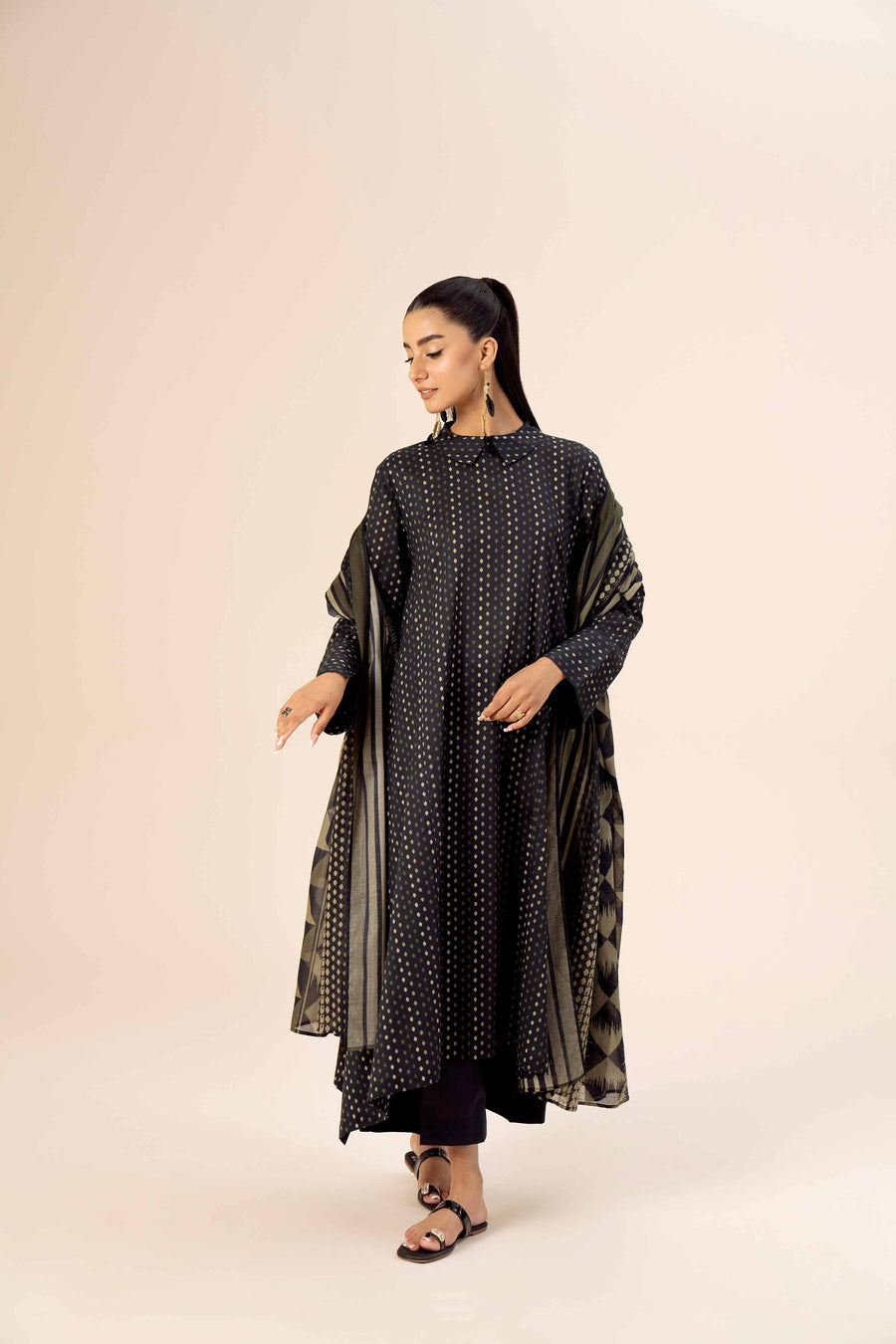 Nishat Freedom to Buy Printed Lawn Unstitched 3Pc Suit - 42403370