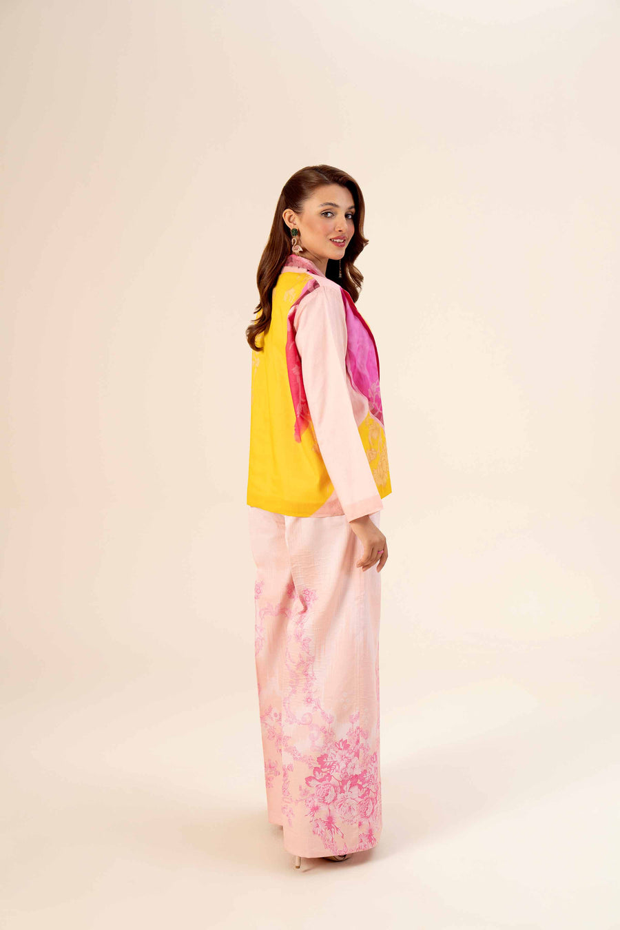 Nishat Freedom to Buy Printed Lawn Unstitched 3Pc Suit - 42403377
