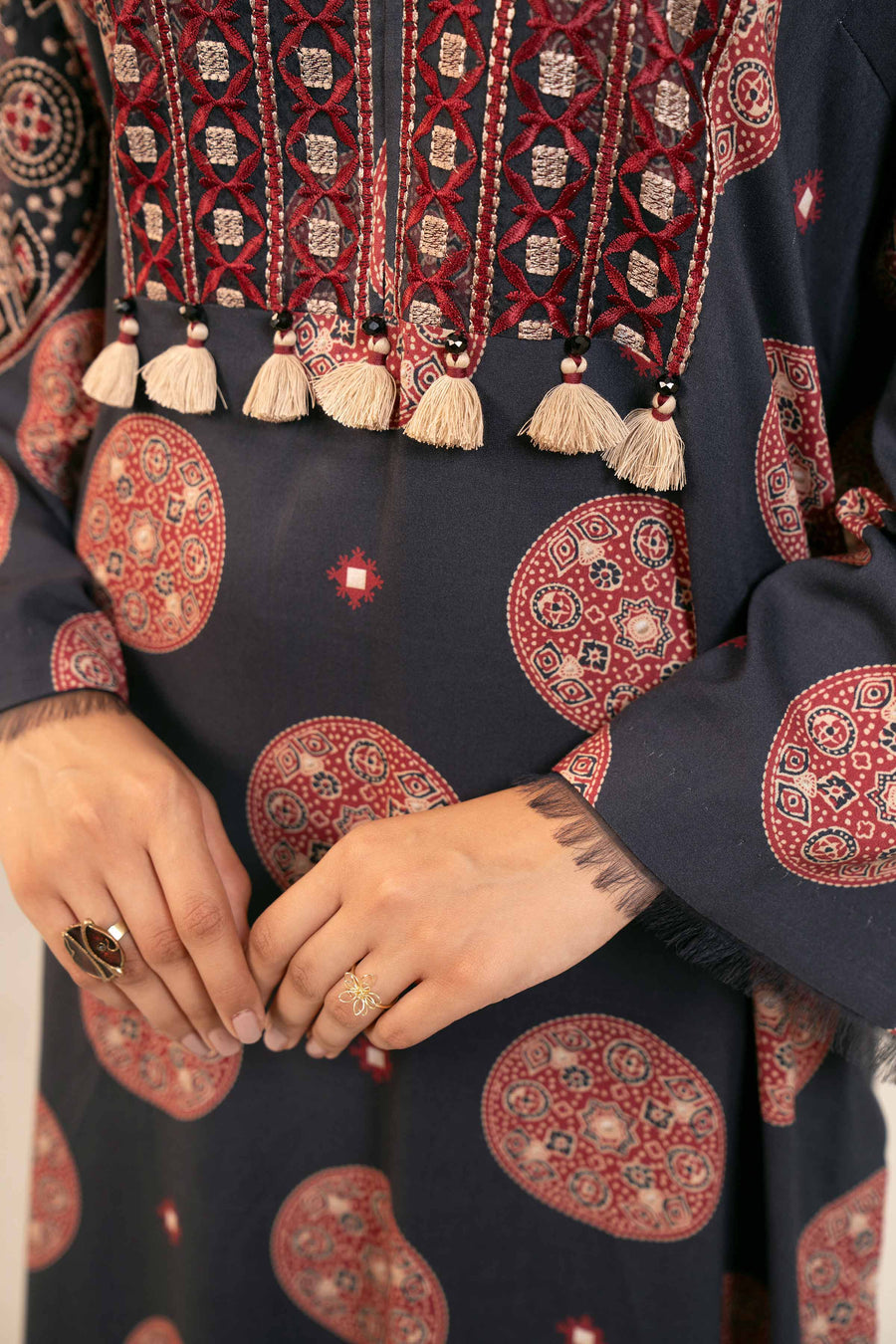 Nishat Any Day Embroidered Linen Unstitched 3Pc Suit - 42404102